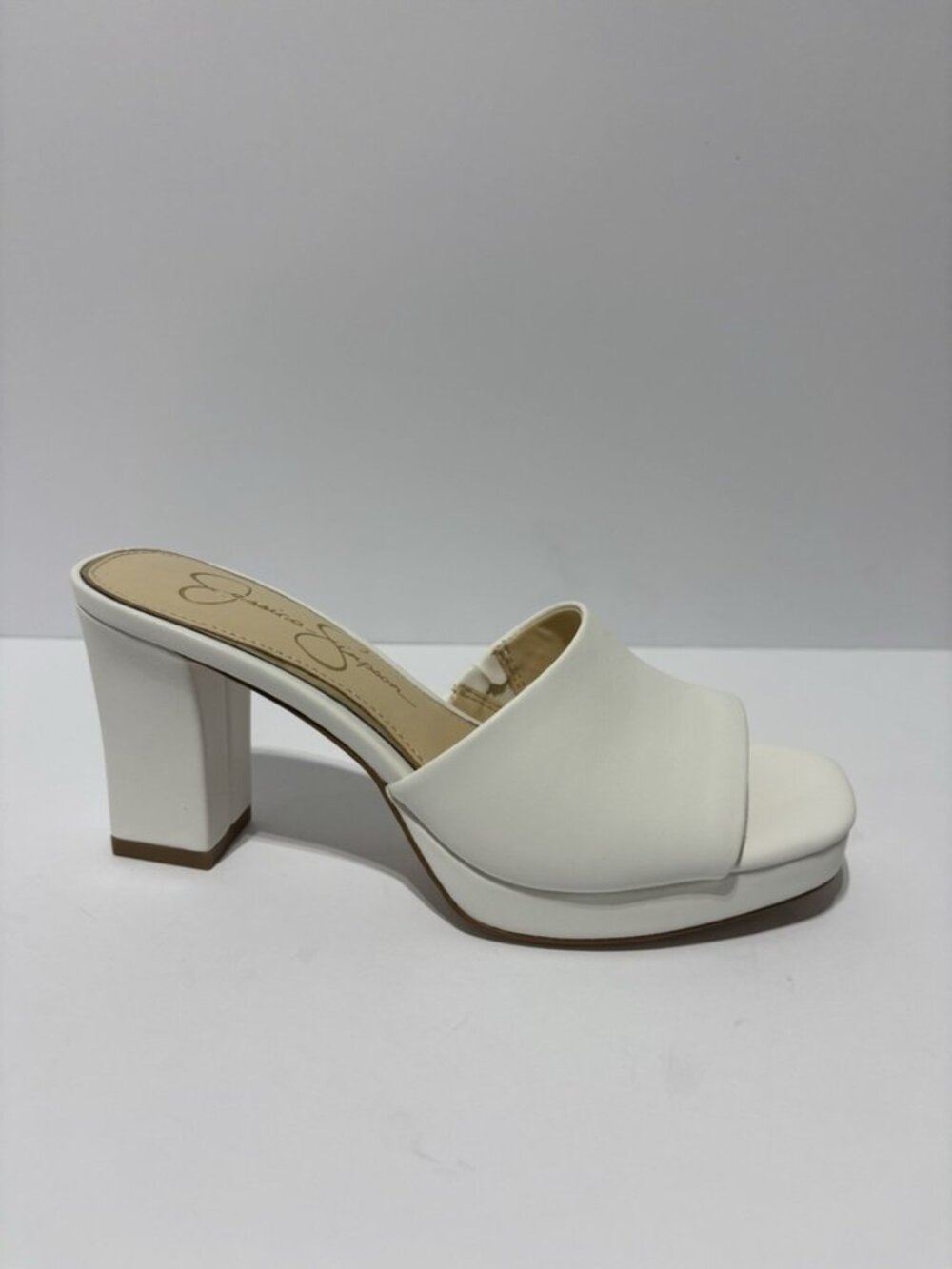 Jessica Simpson Women’s Elyzza White Block Heel Sandals, Size 6.5 M